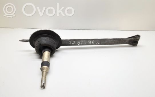 BMW 5 E39 Vaihteenvalitsimen verhoilu 