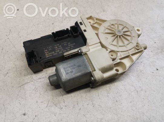 Peugeot 407 Etuoven ikkunan nostomoottori 