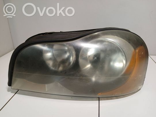Volvo XC90 Priekinis žibintas 