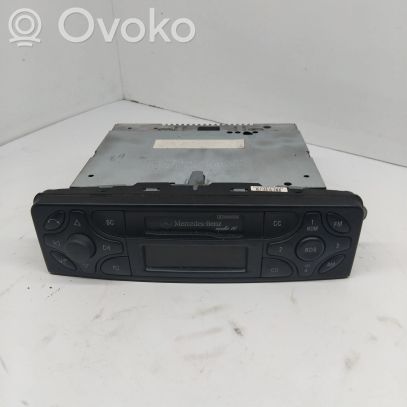 Mercedes-Benz C W203 Radija/ CD/DVD grotuvas/ navigacija 