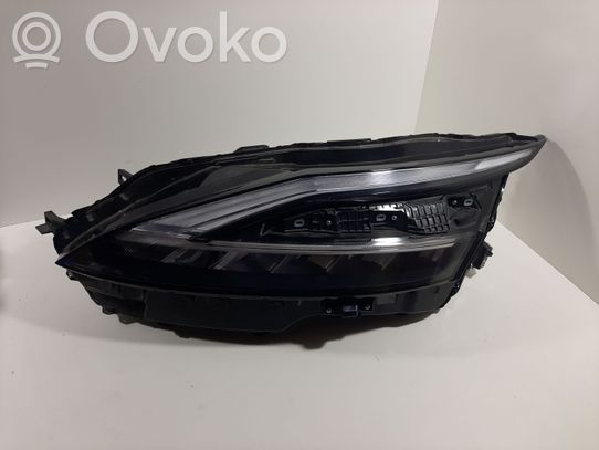 Nissan Qashqai J12 Priekinis žibintas 
