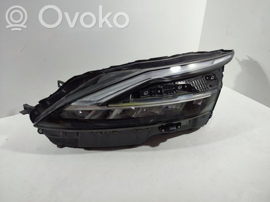 Nissan Qashqai J12 Priekinis žibintas 