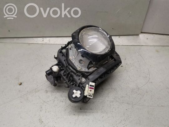 Volkswagen Touareg II Priekinio žibinto detalė 