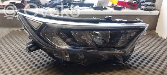 Toyota RAV 4 (XA50) Priekinis žibintas 