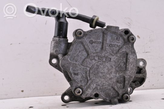 Volkswagen Golf VI Pompe à vide 