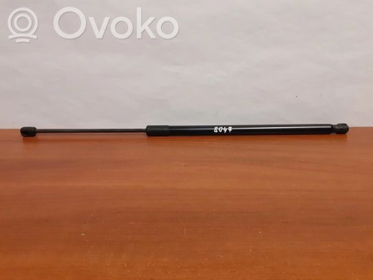 BMW 1 F40 Amortizatorius galinio dangčio 