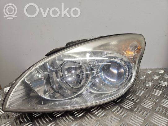 Hyundai i30 Priekinis žibintas 