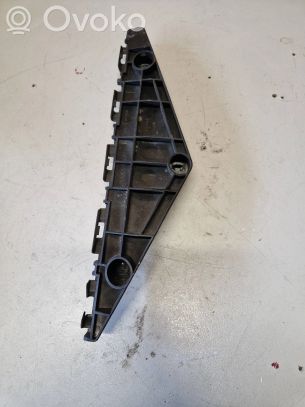 Toyota Avensis T270 Staffa di rinforzo montaggio del paraurti anteriore 