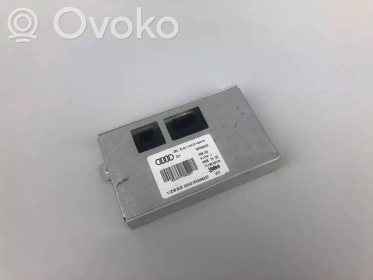 Audi A4 S4 B8 8K Šviesų modulis 