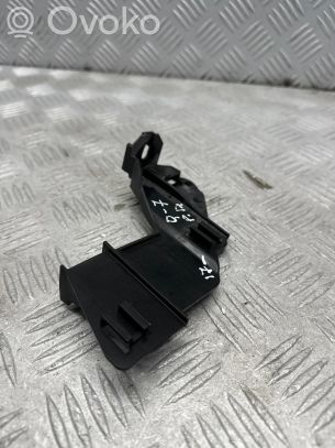 Audi Q7 4M Kita variklio skyriaus detalė 