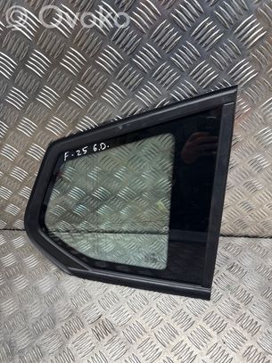 BMW X3 F25 Aizmugurējais virsbūves sānu stikls 