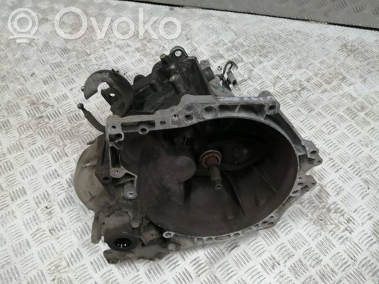 Peugeot 2008 I Mechaninė 5 pavarų dėžė 