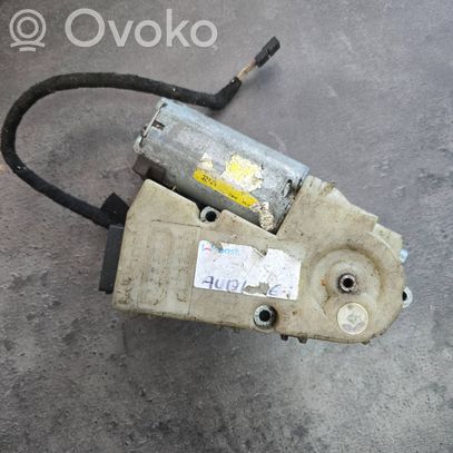 Moottori/käyttölaite   4B0959591D