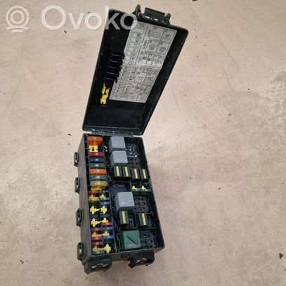 Sulakemoduuli   2M5T14A067BB,518276100