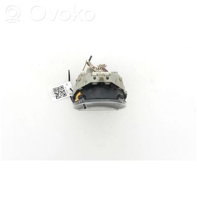 Peugeot 107 Speedometer (instrument cluster) 