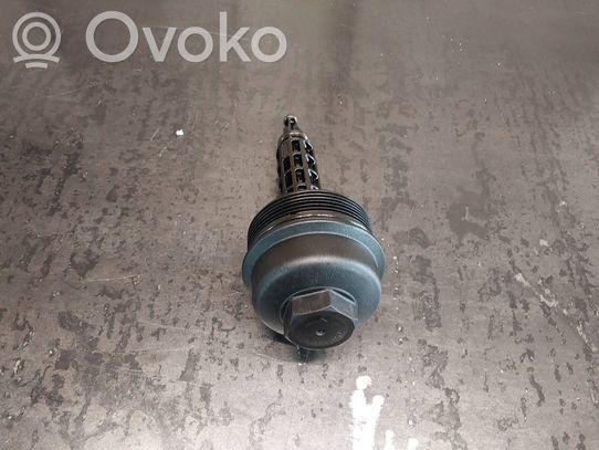 Öljynsuodattimen kansi   11427787696