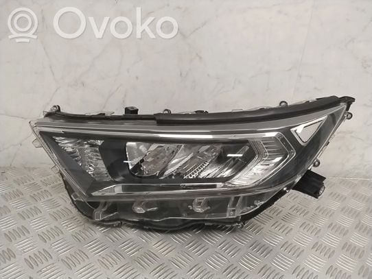 Toyota RAV 4 (XA50) Priekinis žibintas 