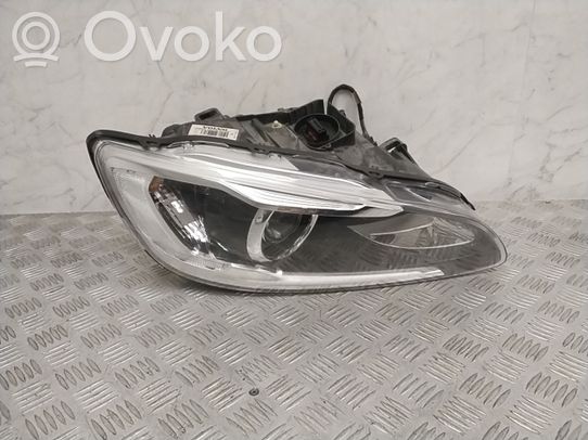 Volvo V60 Priekinis žibintas 