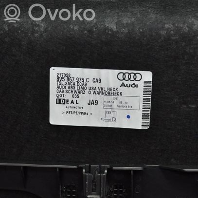 Audi A3 S3 8V Poszycie / Tapicerka tylnej klapy bagażnika 