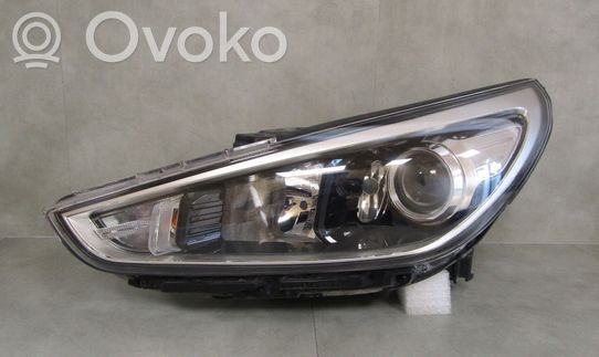 Hyundai i30 Priekinis žibintas 