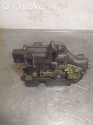Audi A6 S6 C5 4B Serrure de porte avant 