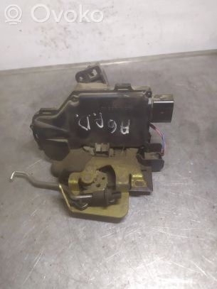 Audi A6 S6 C5 4B Serrure de porte avant 