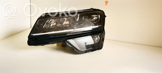 Skoda Karoq Priekinis žibintas 