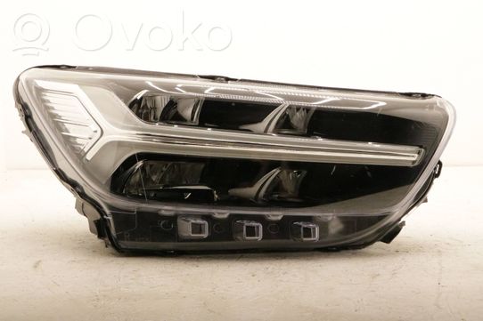 Volvo XC40 Priekinis žibintas 