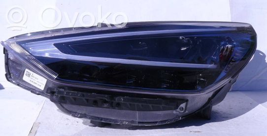Hyundai i30 Priekinis žibintas 