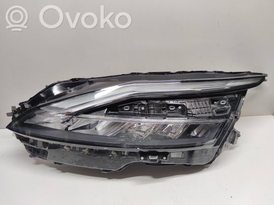 Nissan Qashqai J12 Priekinis žibintas 