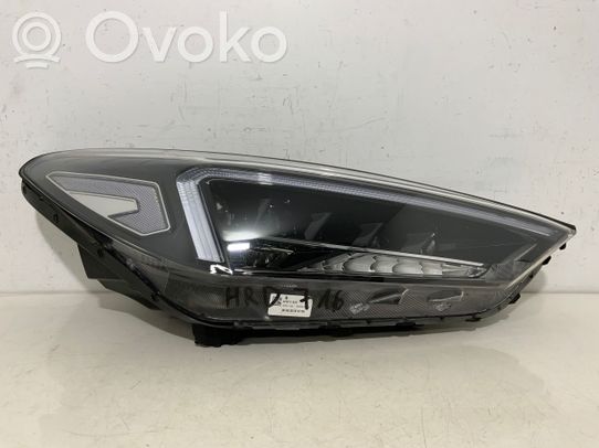 Hyundai Tucson TL Priekinis žibintas 