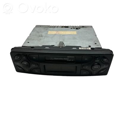 Mercedes-Benz C W203 Radija/ CD/DVD grotuvas/ navigacija 