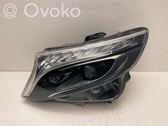 Mercedes-Benz Vito Viano W447 Priekinis žibintas 