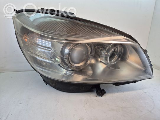 Mercedes-Benz C W204 Priekinis žibintas 