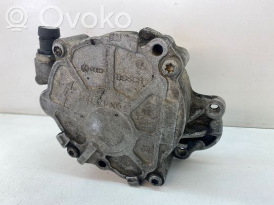 Volkswagen PASSAT B6 Pompe à vide 