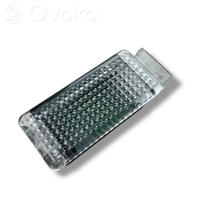 Luce vano portaoggetti   5G0947409