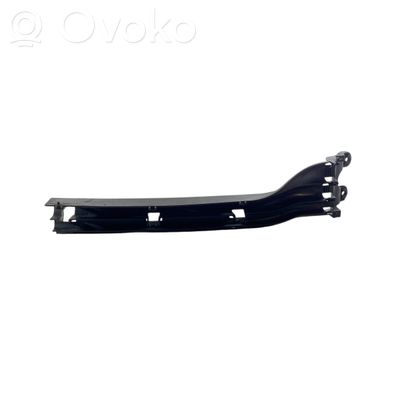 BMW 5 F10 F11 Kita variklio skyriaus detalė 