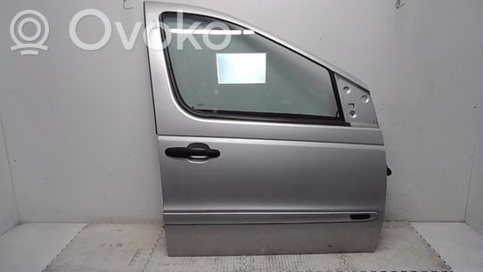 Mercedes-Benz Vaneo W414 Durvis 