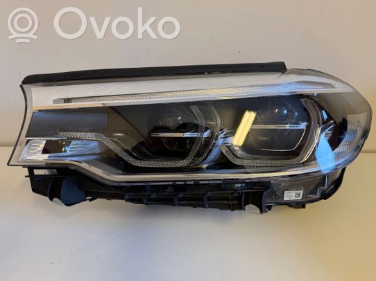 BMW 5 G30 G31 Priekinis žibintas 