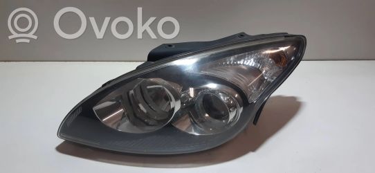 Hyundai i20 (PB PBT) Priekinis žibintas 