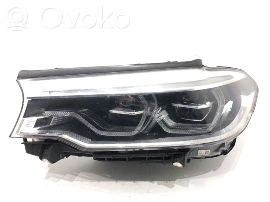 BMW 5 G30 G31 Priekinis žibintas 