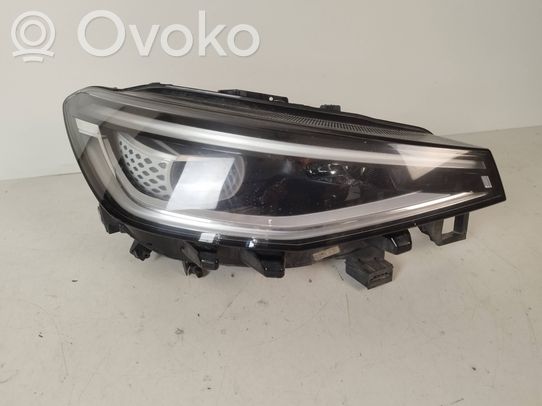 Volkswagen ID.4 Priekinis žibintas 