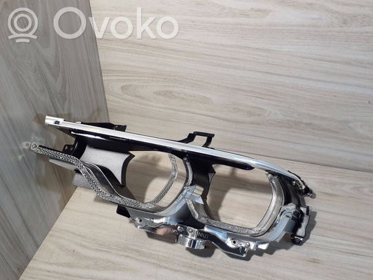 BMW M5 F90 Priekinio žibinto detalė 
