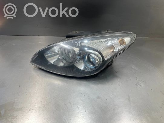 Hyundai i30 Priekinis žibintas 