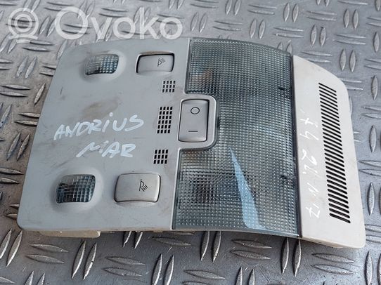 Audi A4 S4 B7 8E 8H Priekinių vietų apšvietimo žibintas 