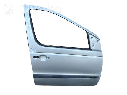 Mercedes-Benz T1 Durvis 