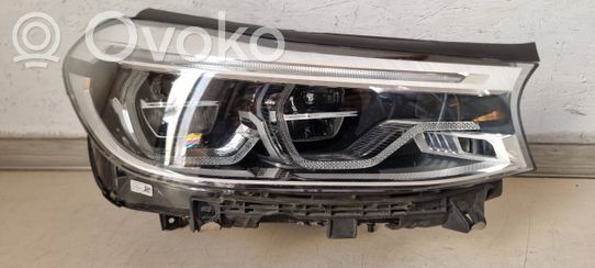 BMW 6 G32 Gran Turismo Priekinis žibintas 