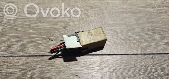 BMW 3 E46 Module relais lève-vitre 