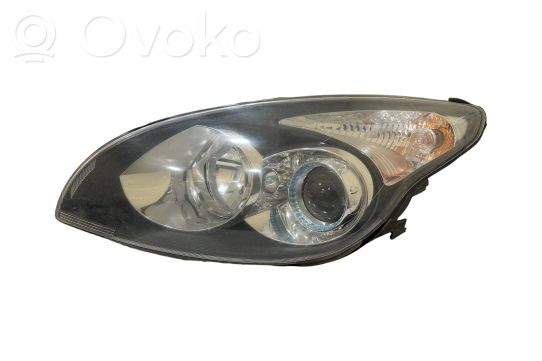Hyundai i30 Priekinis žibintas 