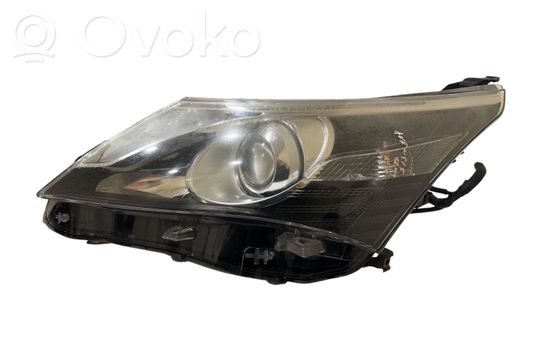 Toyota Avensis T270 Priekinis žibintas 